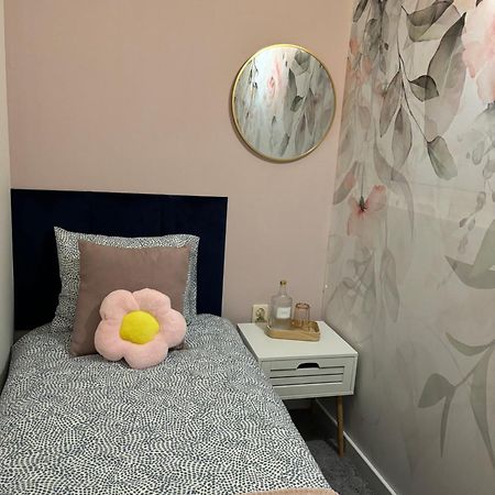 Shespace Apartrooms Kraków Zewnętrze zdjęcie