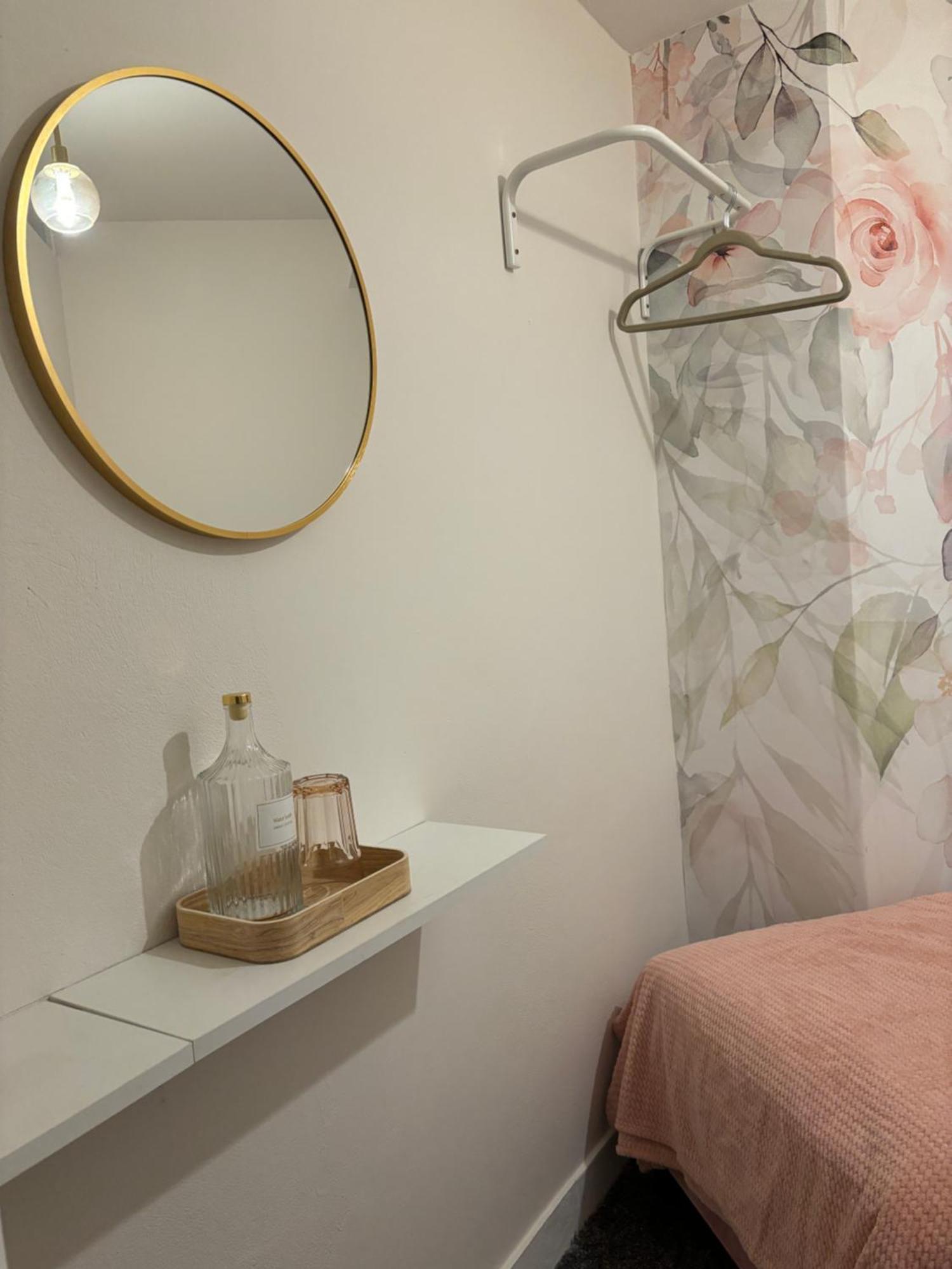 Shespace Apartrooms Kraków Zewnętrze zdjęcie