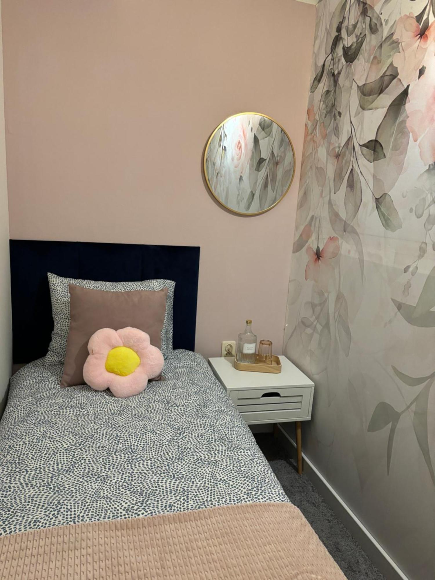 Shespace Apartrooms Kraków Zewnętrze zdjęcie