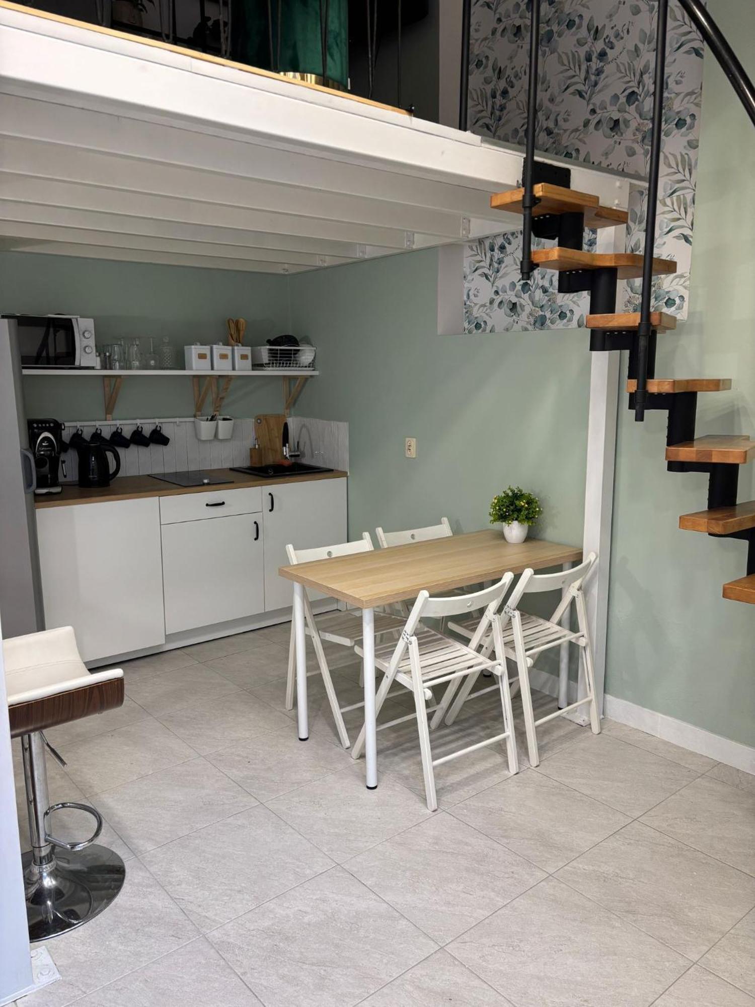 Shespace Apartrooms Kraków Zewnętrze zdjęcie